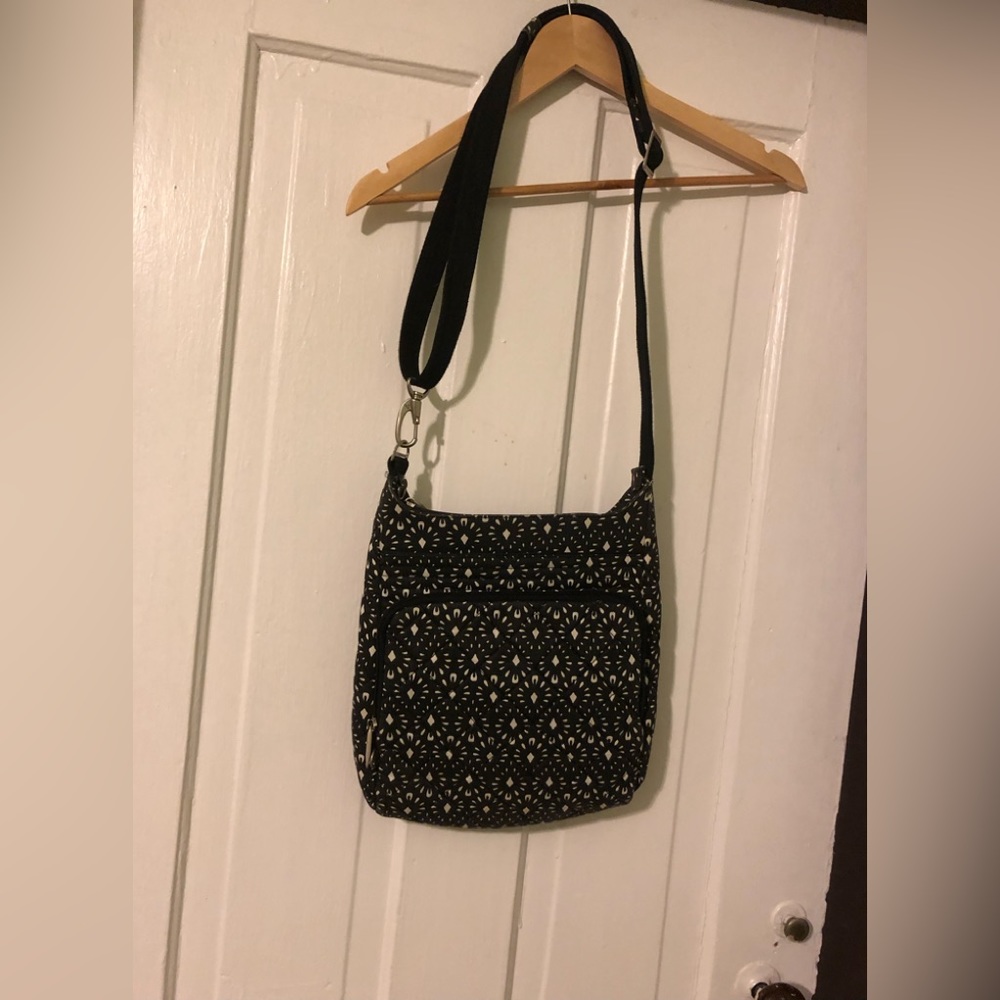 Travelon anti-theft crossbody quilted bag
